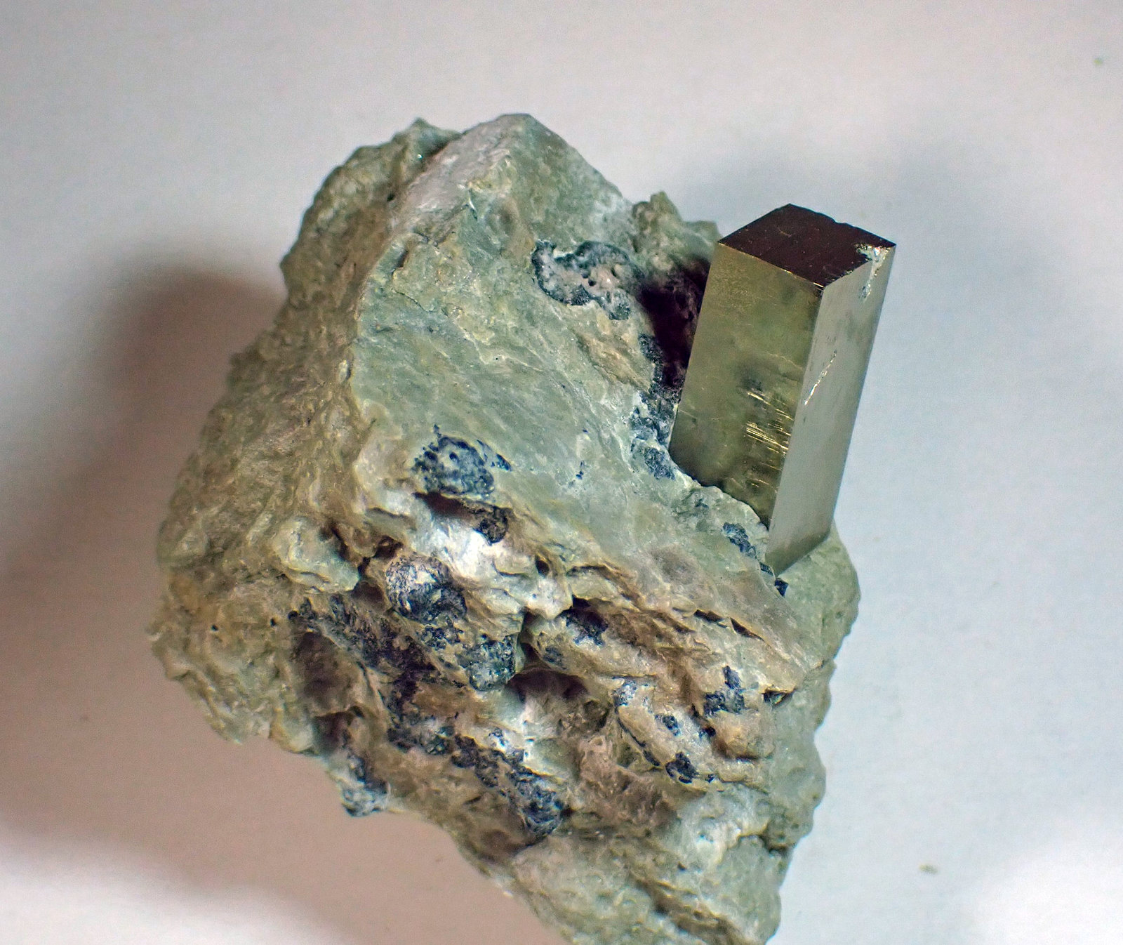 Pirita
Medida: 4,7 x 4,5 x 3,8 cms
(Autor: Joan Martinez Bruguera)