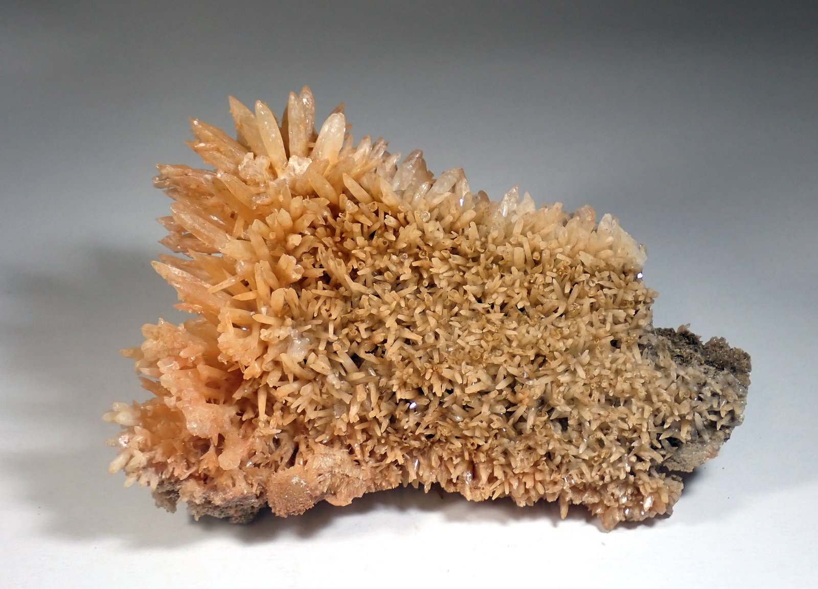 Aragonito
Medida: 11,8 x 8,3 x 3,6 cms
(Autor: Joan Martinez Bruguera)