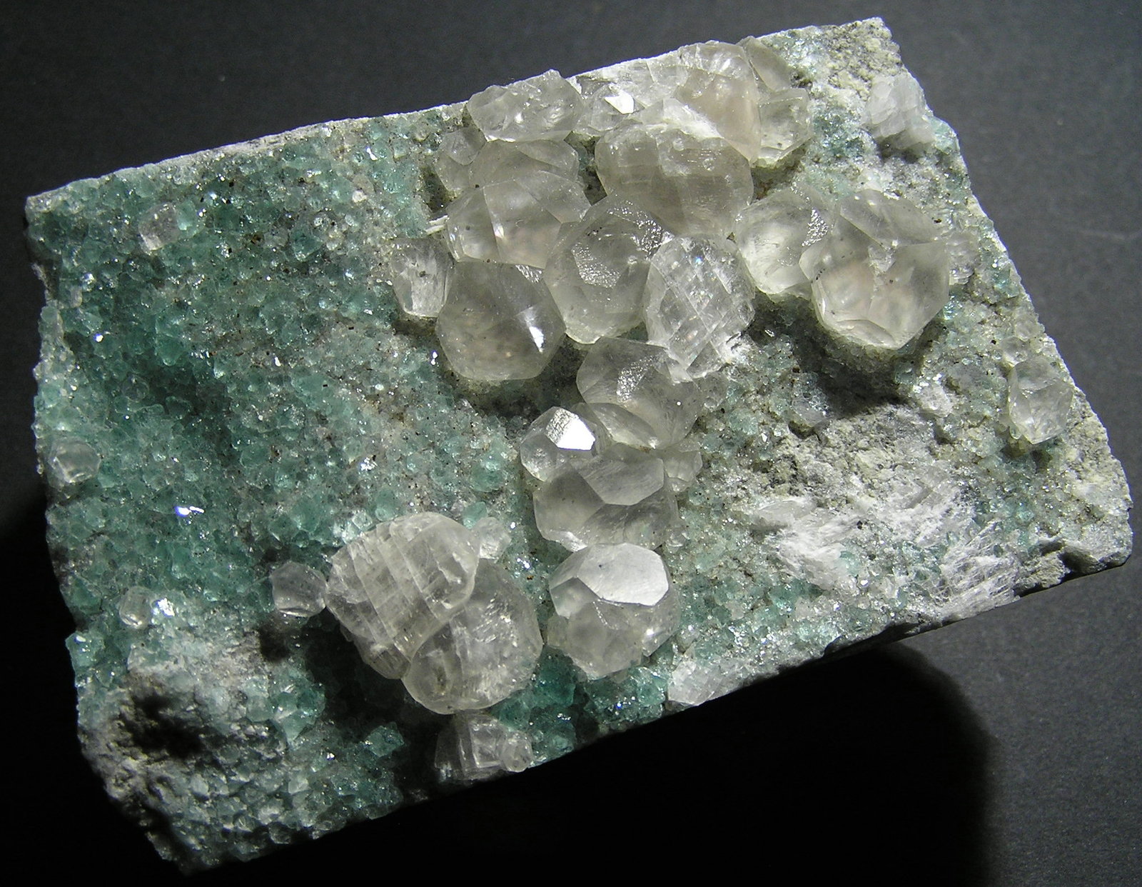 Calcita, Fluorita
11 x 7 x 4 cm
(Autor: Frederic Varela)