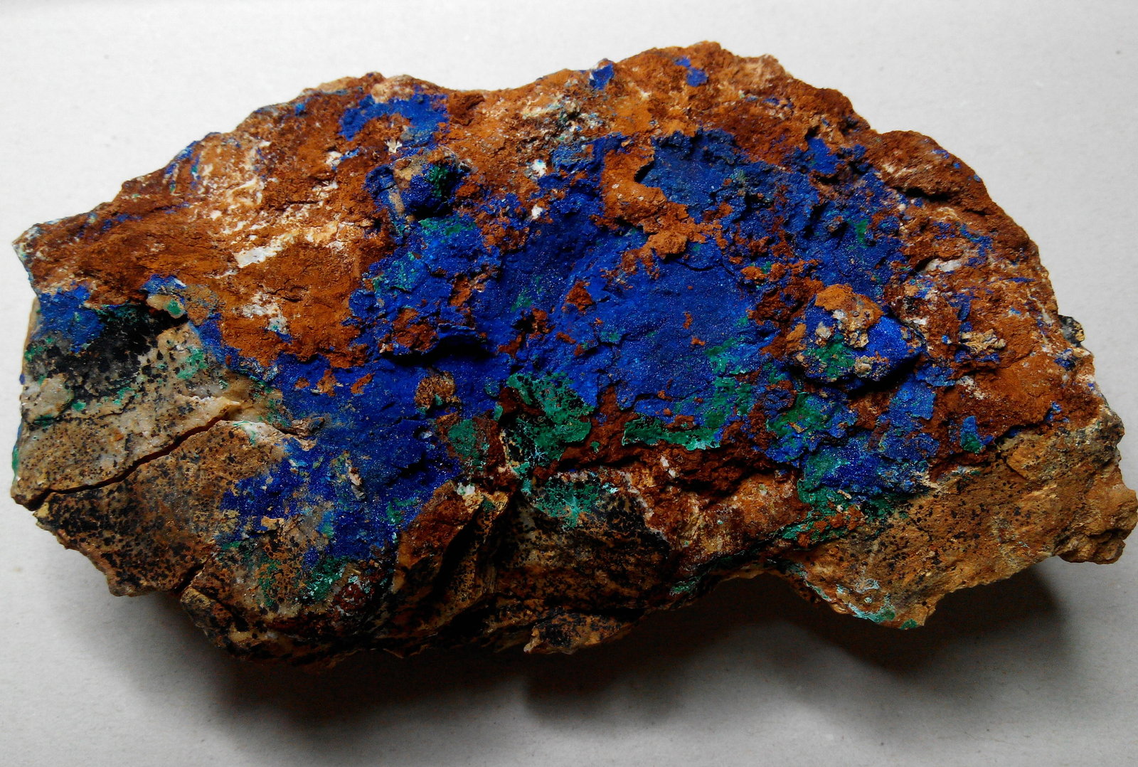 Azurita, Rosasita
14,5 x 8 x 4 cm
(Autor: Frederic Varela)