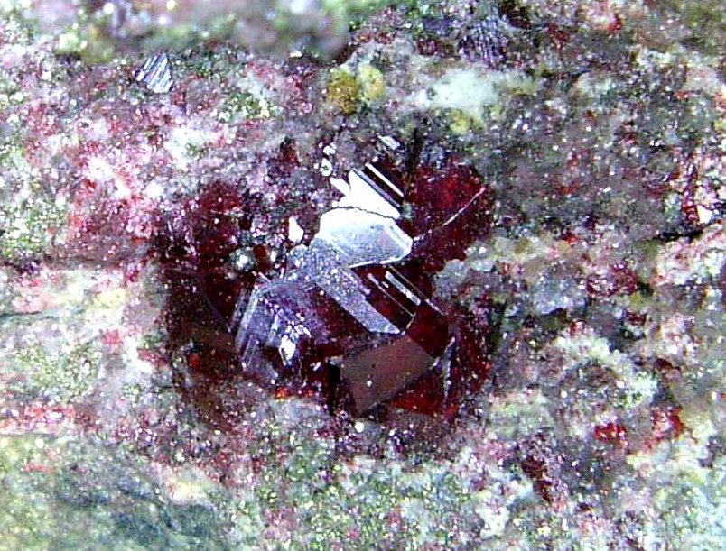 Cinabrio
Campo de visión 10 mm.
(Autor: Antonio P. López)