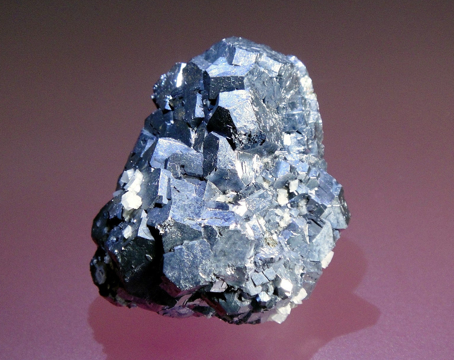 Galena
4 x 3 cm.
(Autor: Antonio P. López)