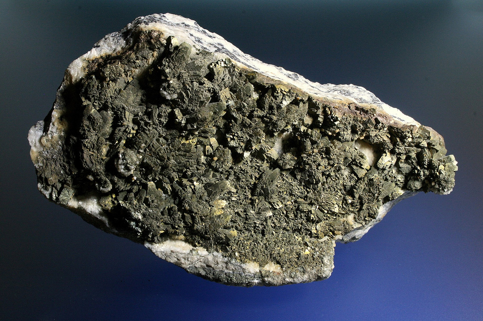 Marcasita
15 x 8 cm.
(Autor: Antonio P. López)