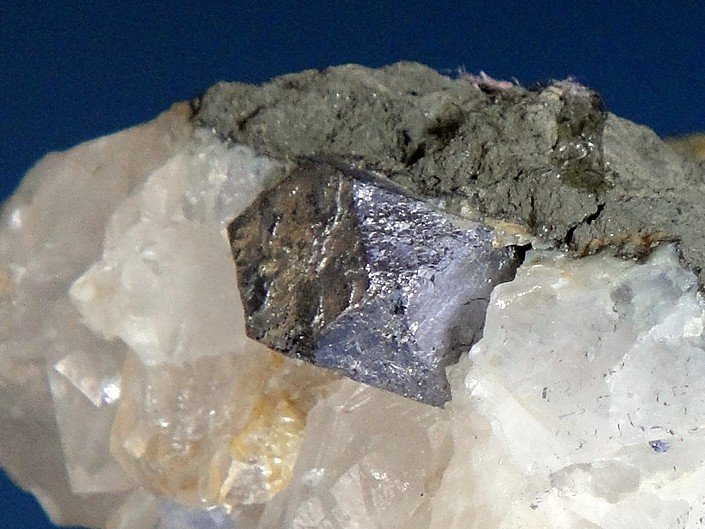 Galena en Cuarzo
Cristal de 1 cm.
(Autor: Antonio P. López)