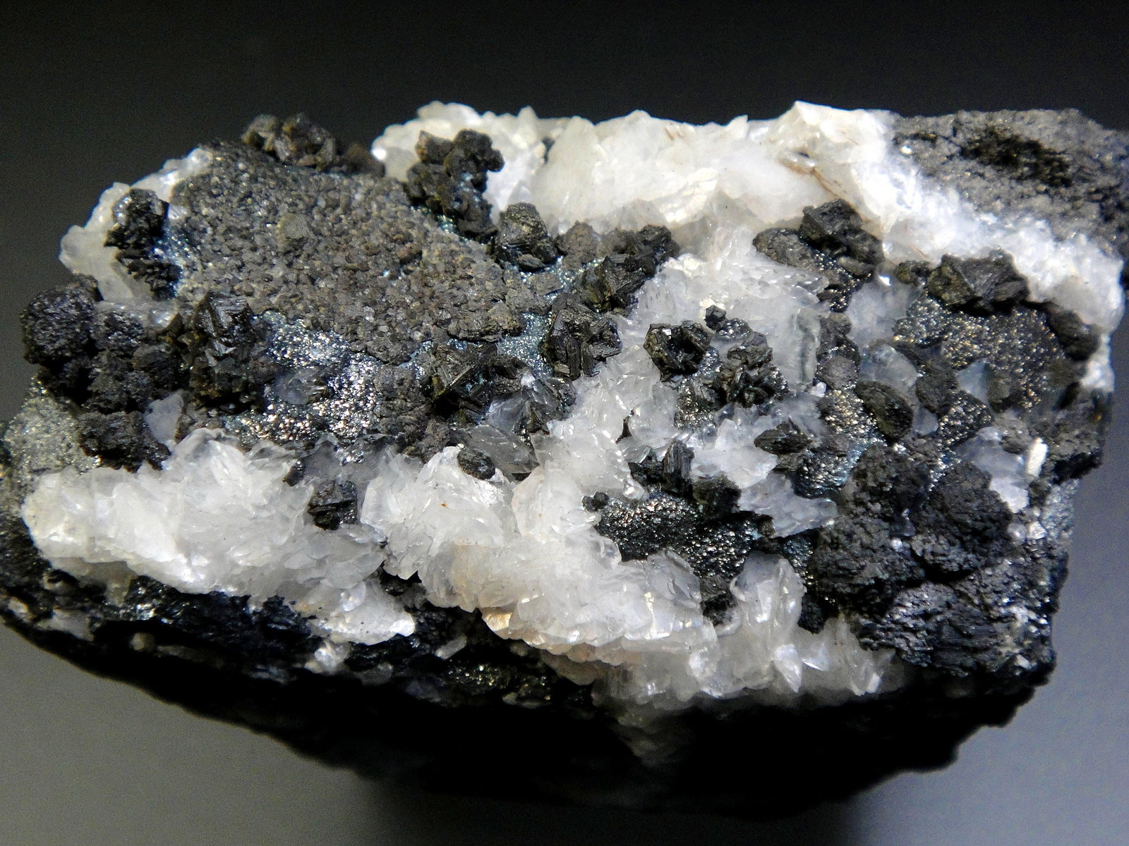 Chalcocita (Calcosina)
6 x 4 cm.
(Autor: Antonio P. López)
