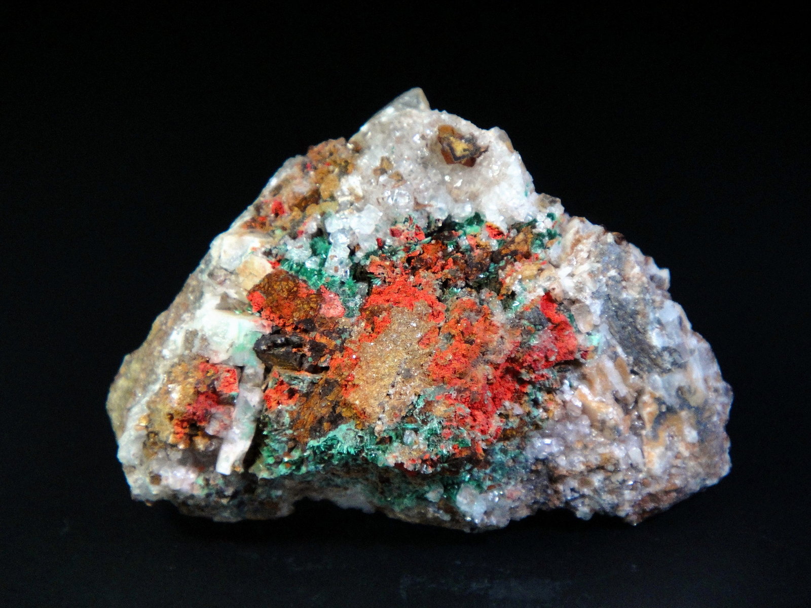 Cinabrio, Malaquita, Cuarzo, Siderita
5 x 3 cm.
(Autor: Antonio P. López)