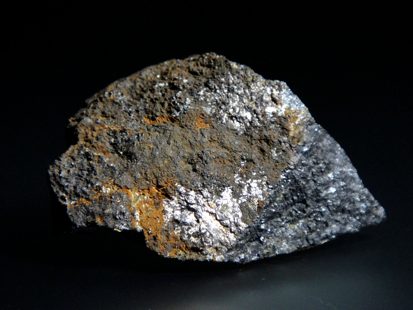 Linneíta
5,5 x 3,5 cm.
(Autor: Antonio P. López)