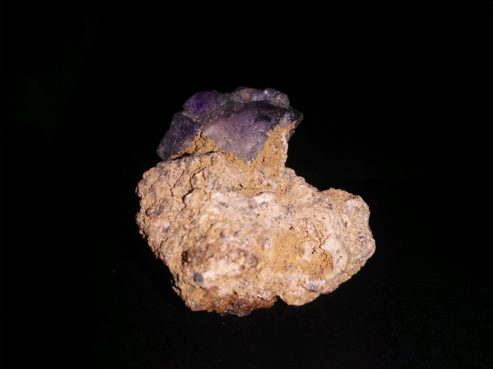 Fluorita
Cristal 2 x 2 cm.
(Autor: Alvaro2121)