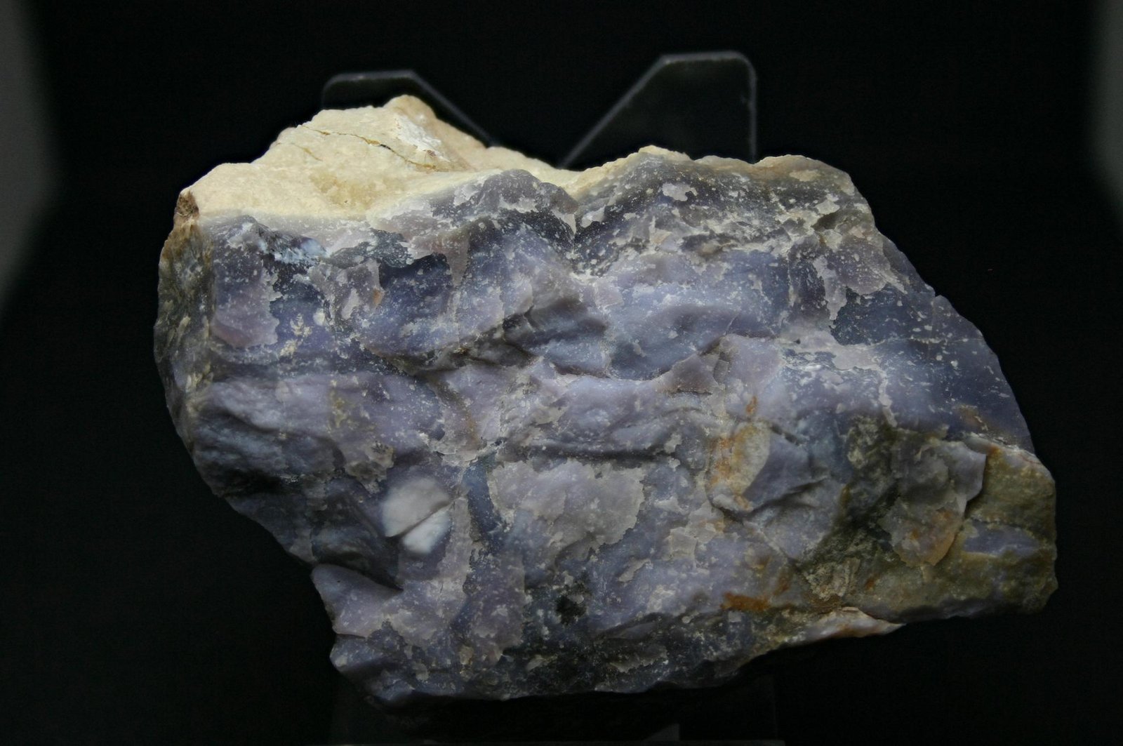 Cuarzo (variedad calcedonia)
71mm - 60mm - 49mm
(Autor: Pedro Naranjo)