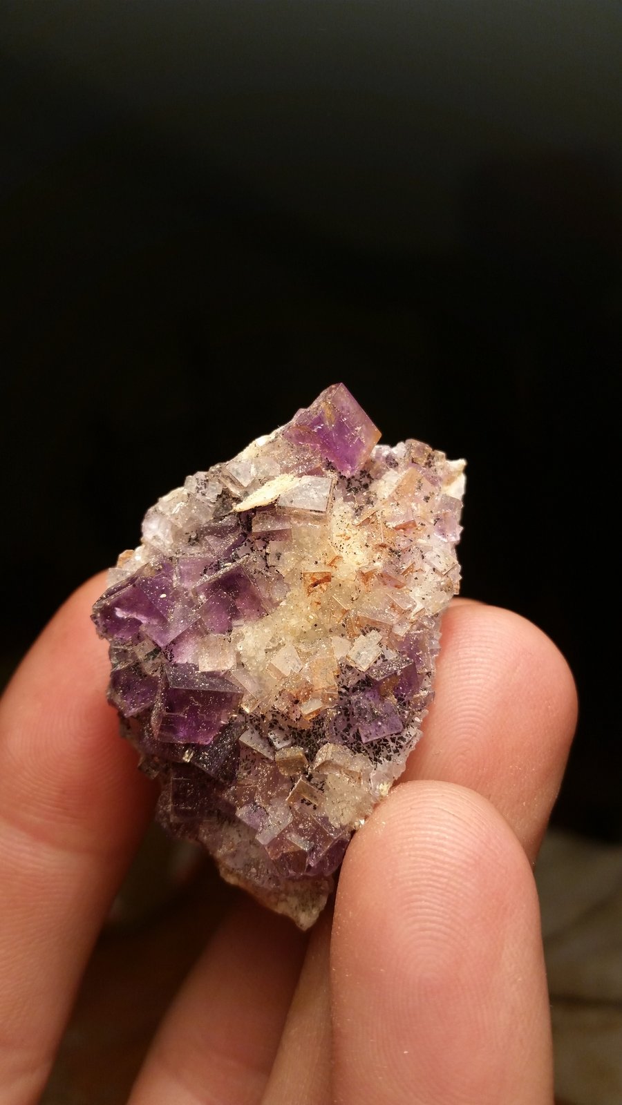 Fluorita
4,5 cm x 3 cm
(Autor: Iwok)
