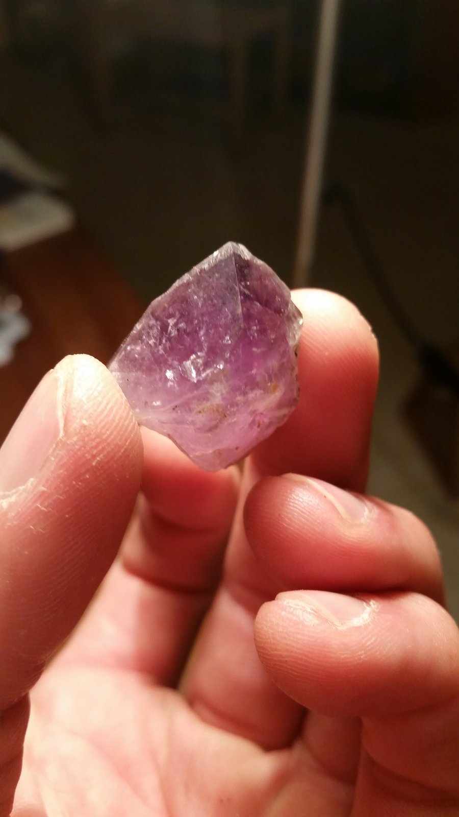 Cuarzo (variedad amatista)
2,7 cm x 2,5 cm
(Autor: Iwok)