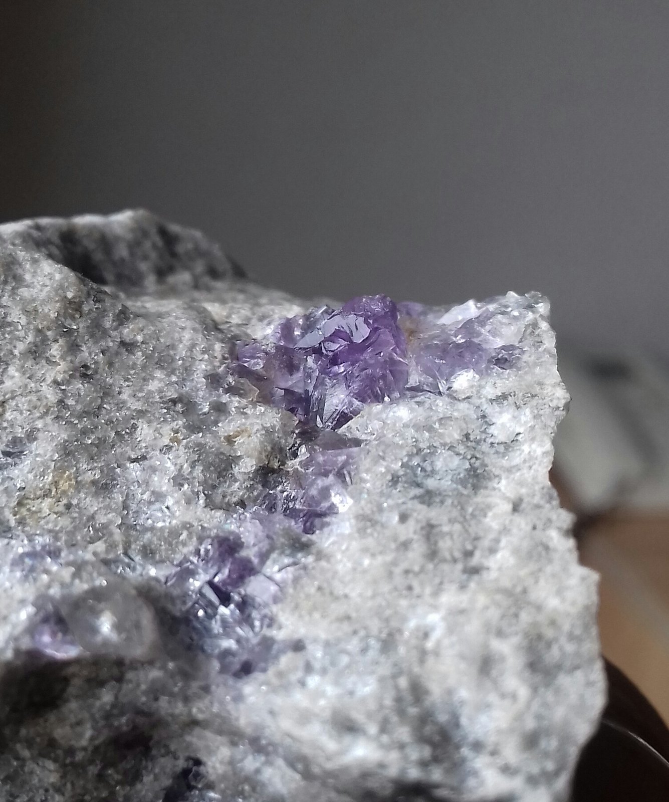 Fluorita
5 cm x 4,5 cm
(Autor: Javi Llamazares)