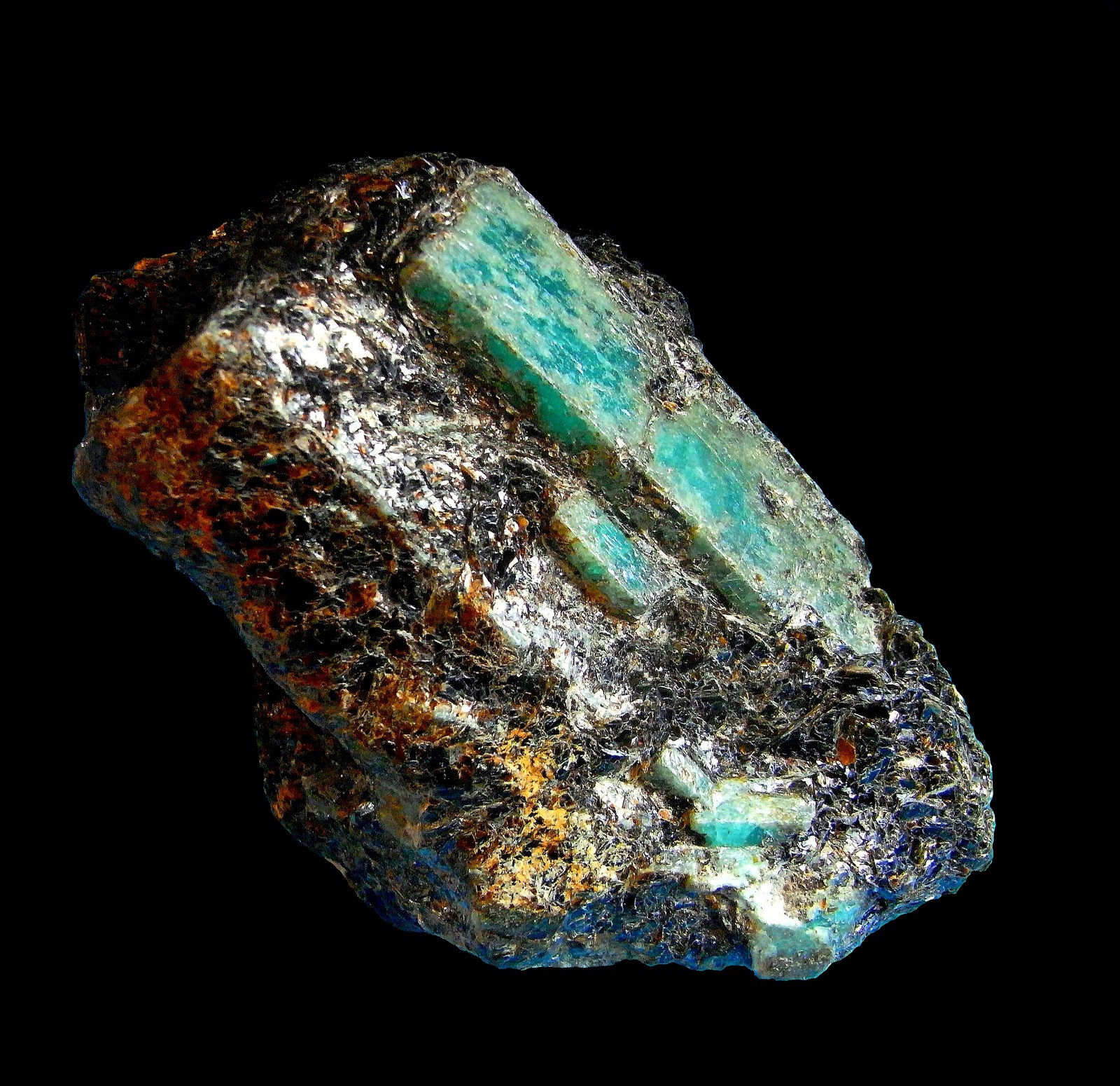 Berilo (variedad esmeralda)
Ejemplar de 10,7x6,3cm. Cristal de 6cm de arista
(Autor: DAni)