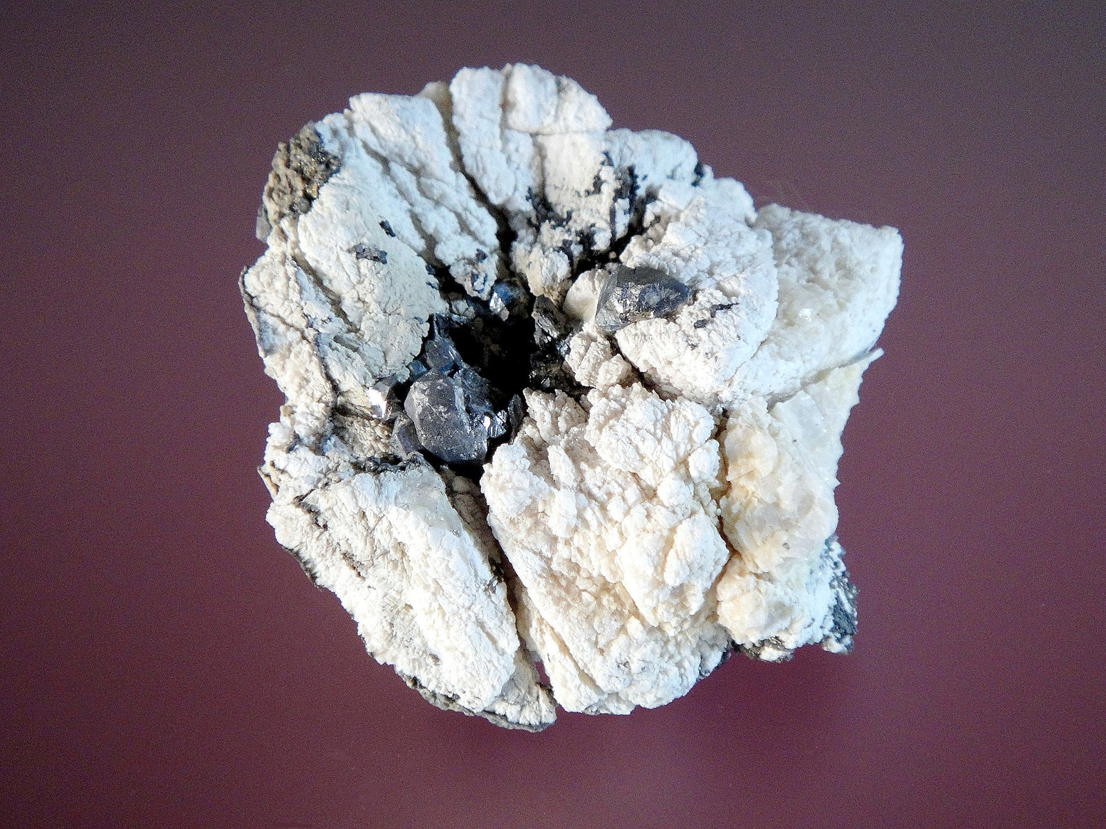 Skutterudita
5 x 5 cm.
(Autor: Antonio P. López)