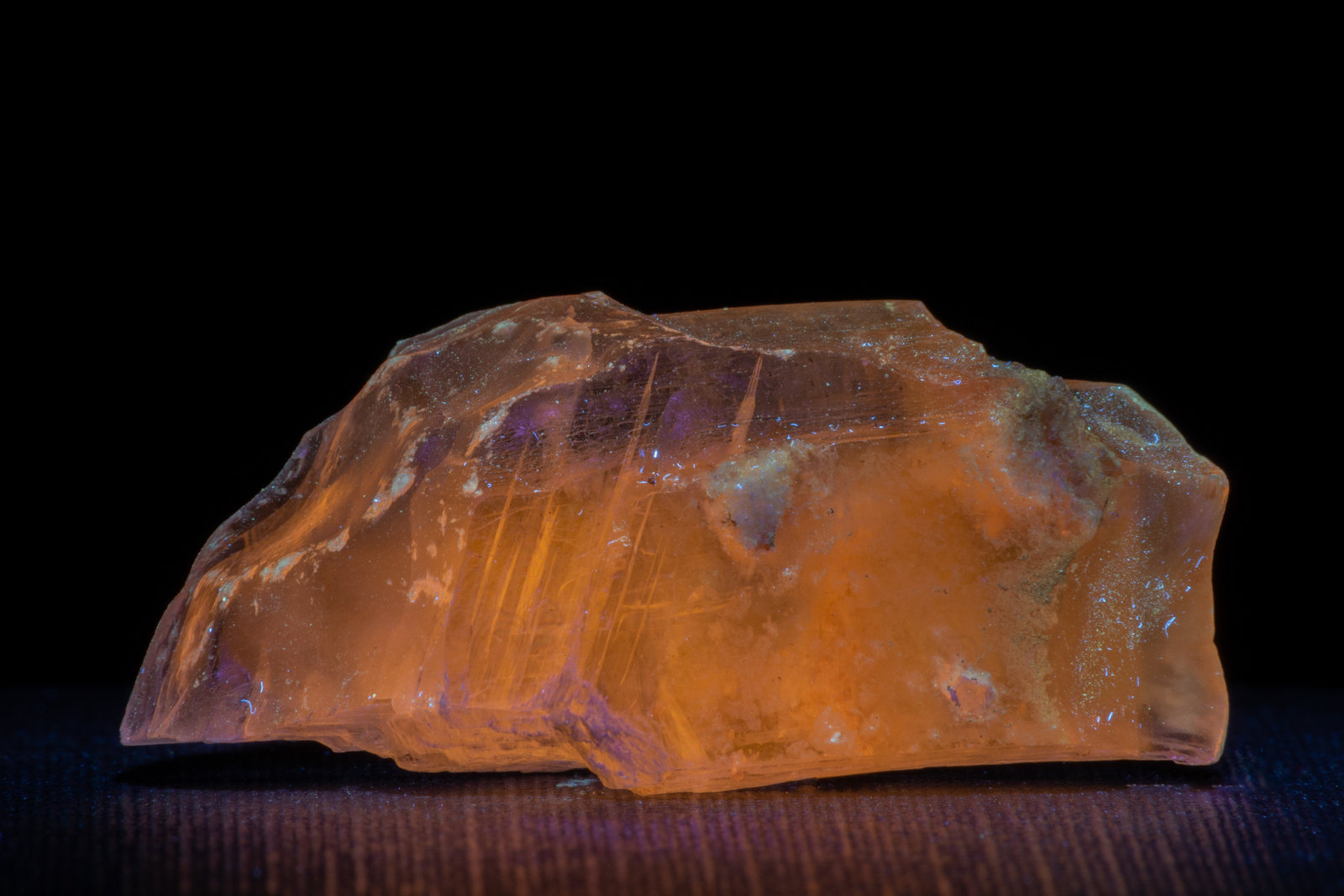 Yeso
47x19x20 mm.
(Autor: jomaiz)