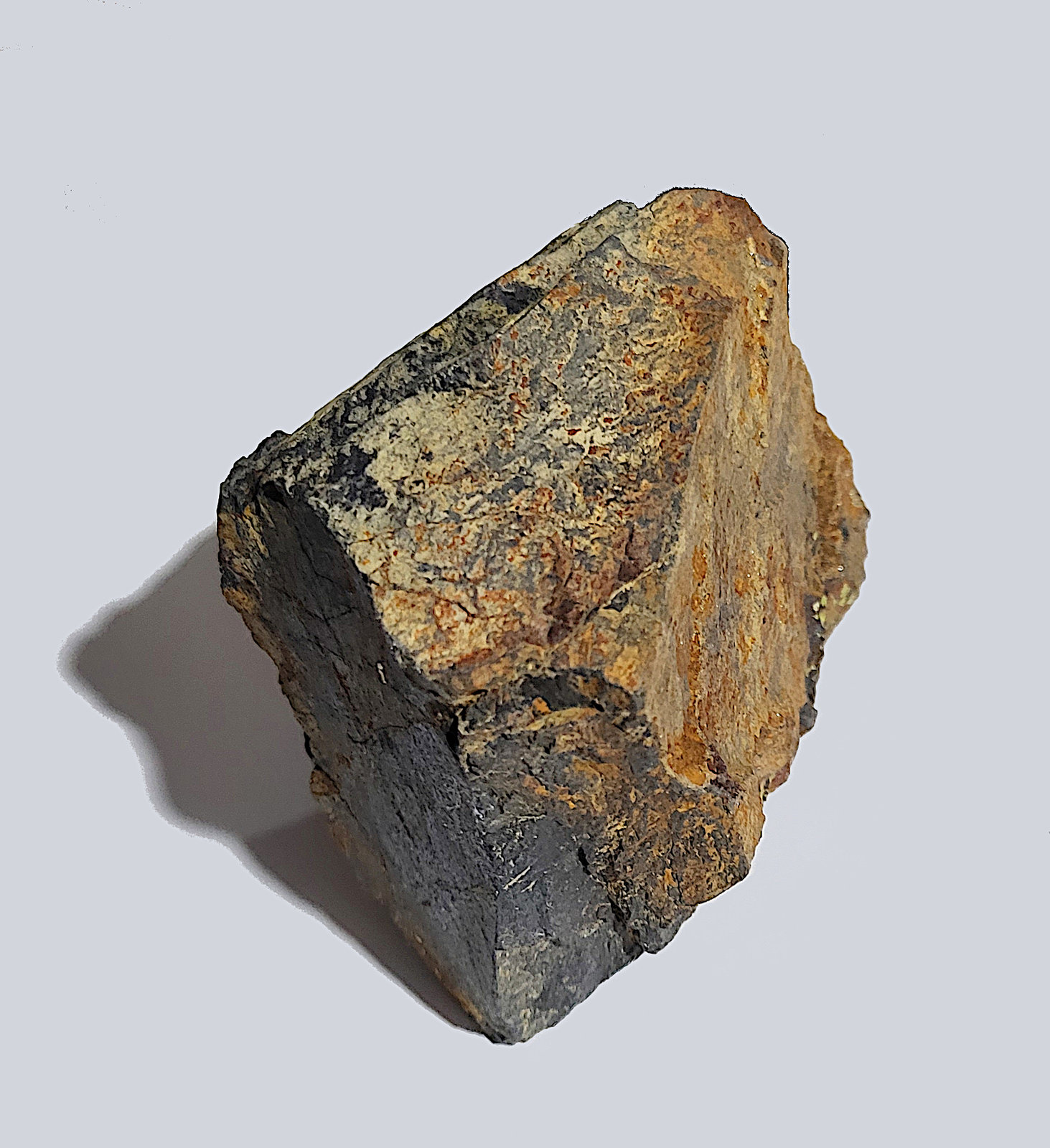 Rutilo (variedad rutilo niobífero)
9x8x6cm
(Autor: Antonio Carmona)