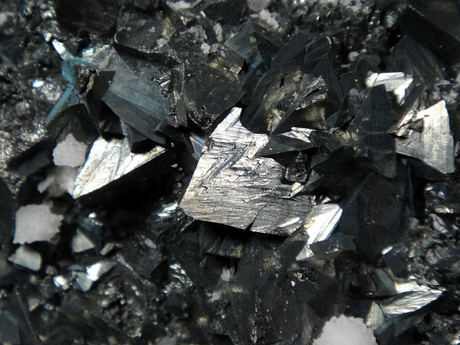 Tetraedrita
Cristal de 1 cm.
(Autor: Antonio P. López)