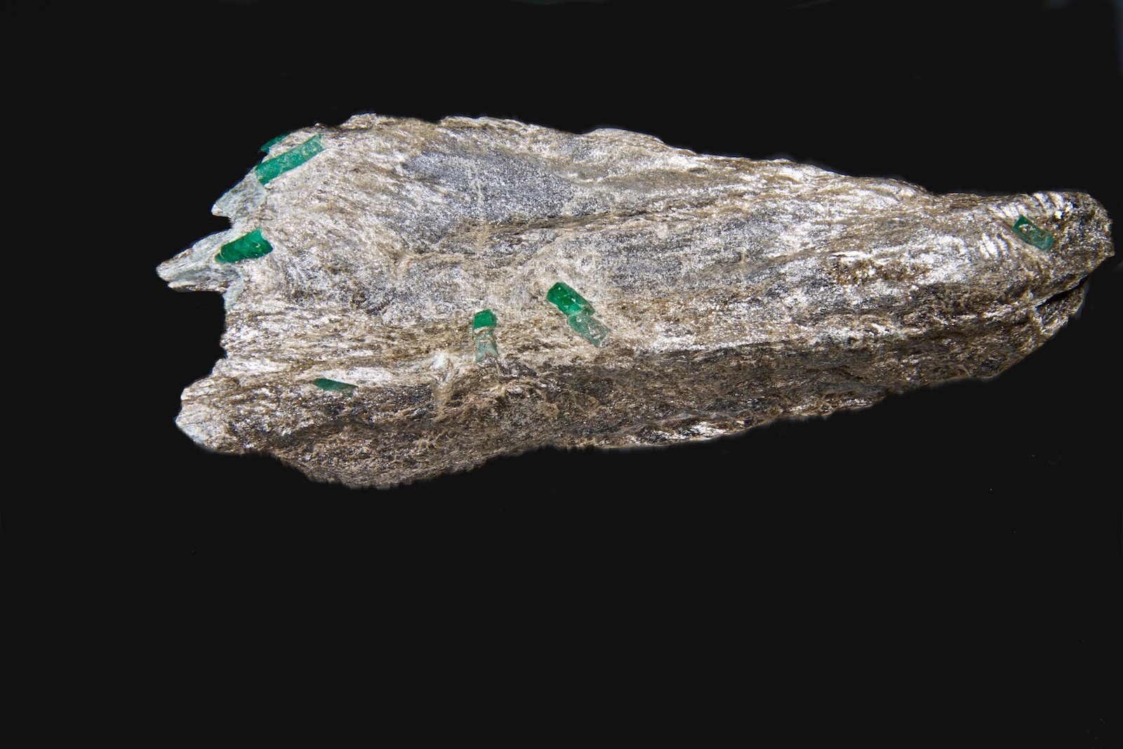 Berilo (variedad esmeralda)
14,4 x 5,8
(Autor: Xavier bordas)