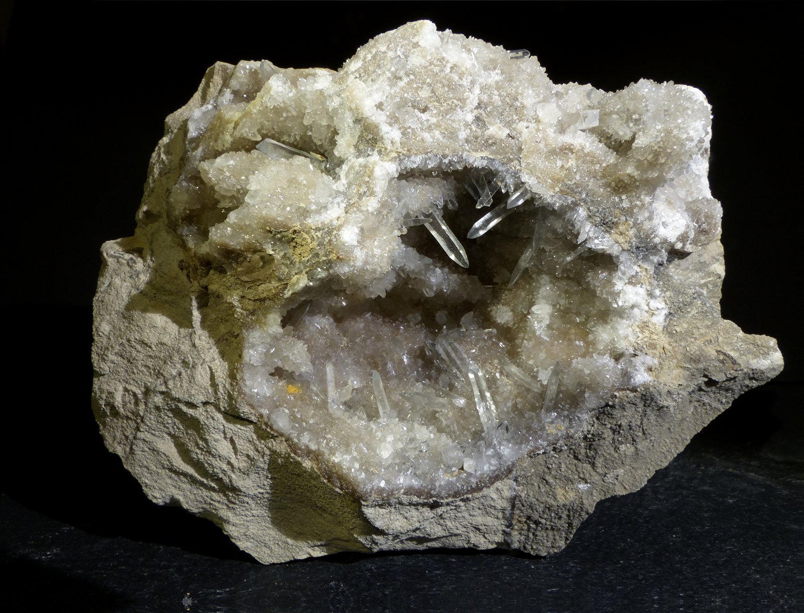 Celestina
8 x 6 x 5 cm
(Autor: Javier Rodriguez)