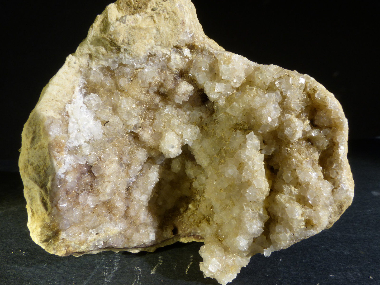 Calcita
6 x 6 x 3 cm
(Autor: Javier Rodriguez)