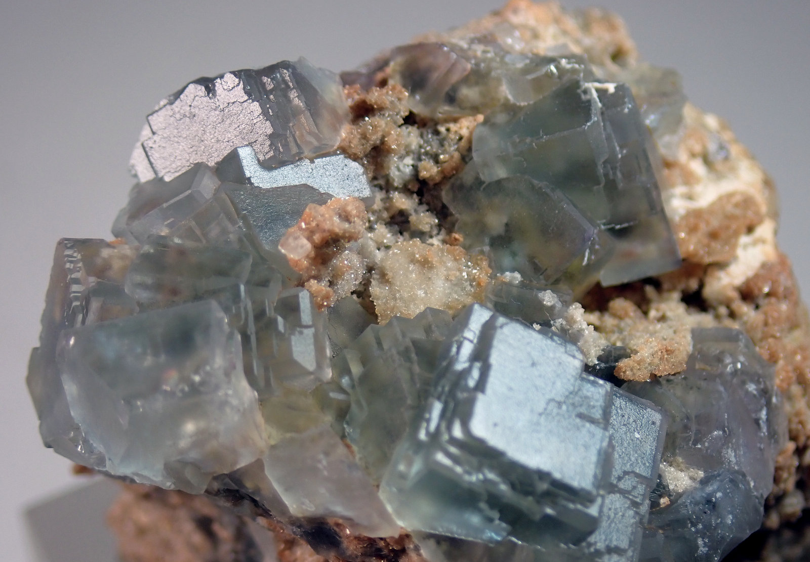 Fluorita
Medida: 4,8 x 4,3 x 4,2 cms
(Autor: Joan Martinez Bruguera)