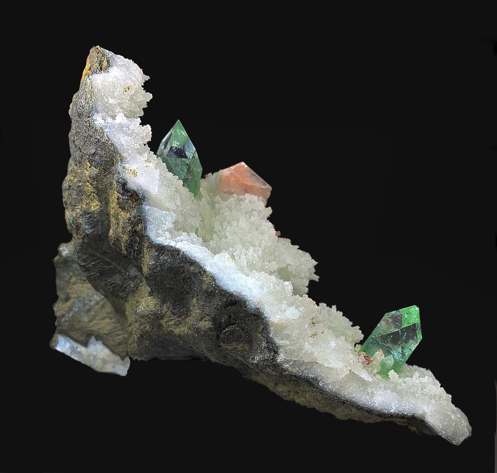 Fluorapophyllita-K (Apofilita)
14,7 x 7,9 cm.
(Autor: Xavier bordas)