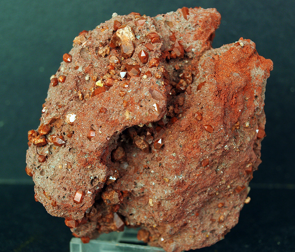 Cuarzo (variedad hematoideo)
9 x 8 cm
(Autor: Pedro Antonio)