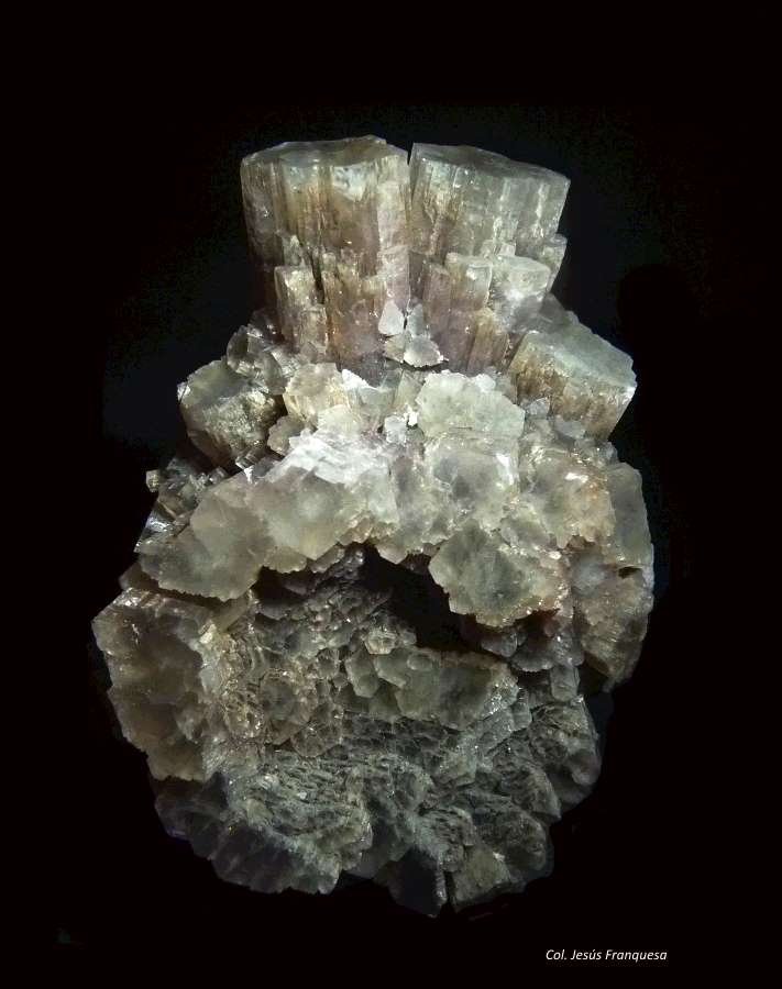 Aragonito.
80x60 mm.
(Autor: Jesus Franquesa Baucells)