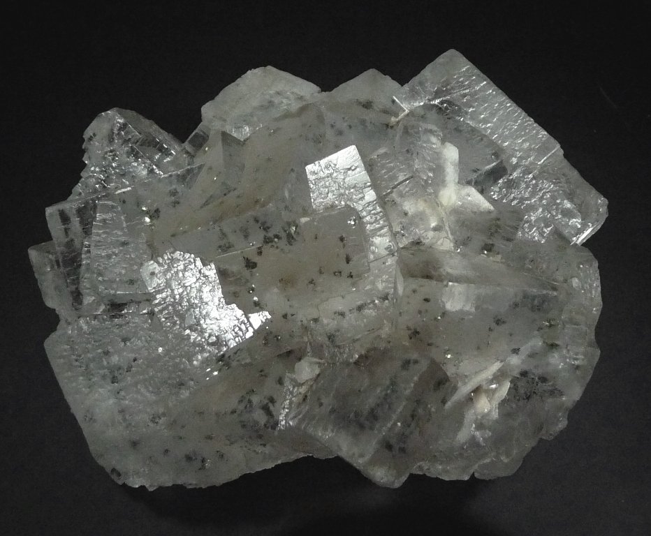 Fluorita, Calcopirita y Barita.
90x80 mm.
(Autor: Jesus Franquesa Baucells)