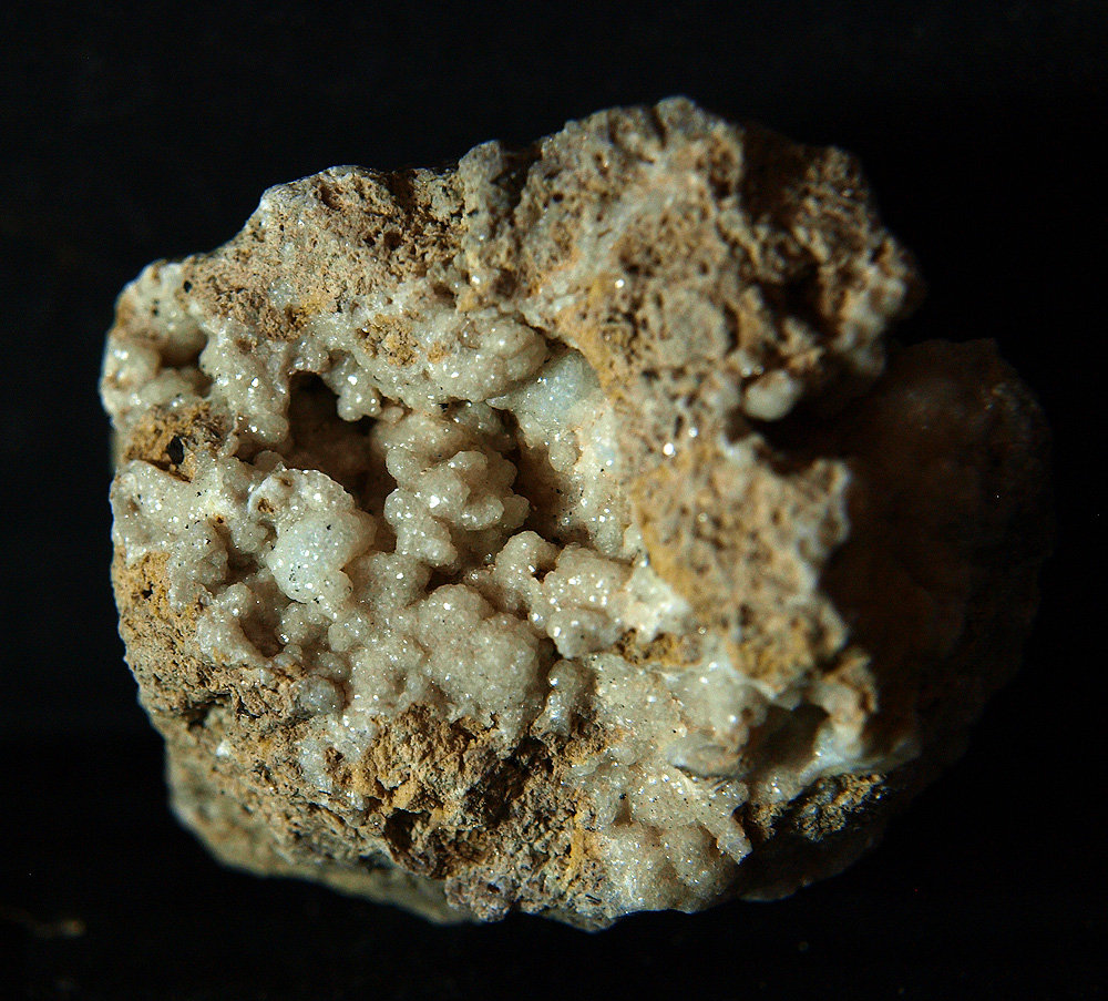Cuarzo (variedad calcedonia)
4 x 3.5 cm
(Autor: Pedro Antonio)