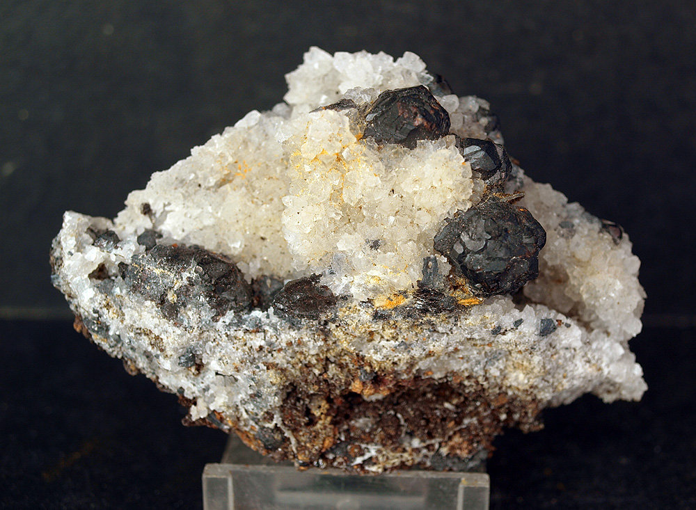Esfalerita
8.5 x 6 cm
(Autor: Pedro Antonio)