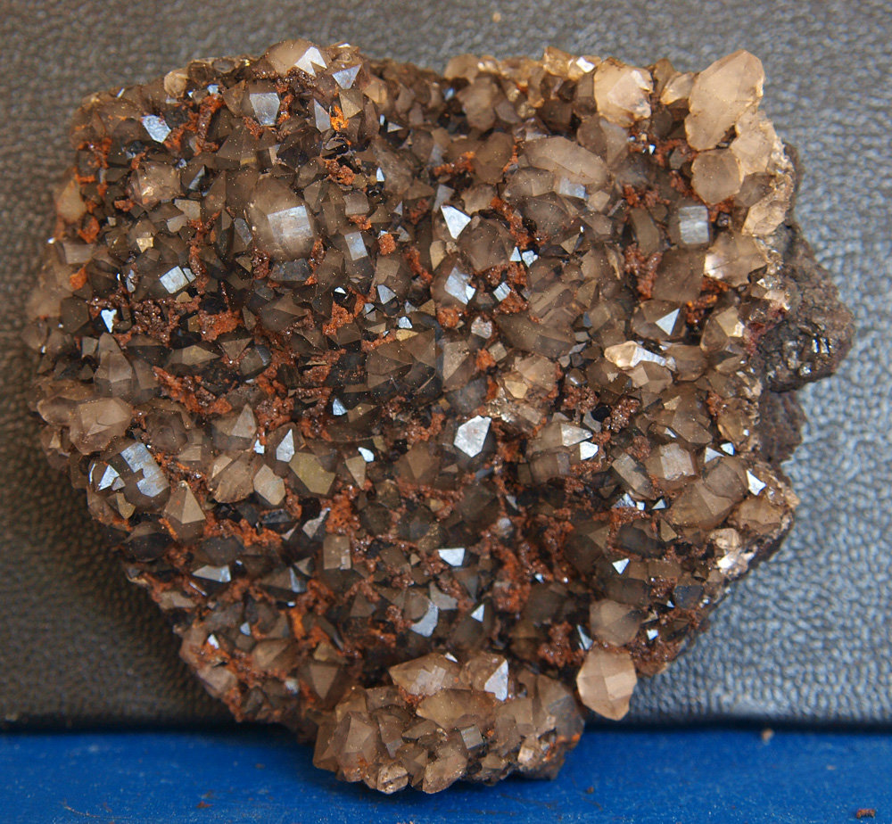 Cuarzo
8.5 x 7.5 cm
(Autor: Pedro Antonio)