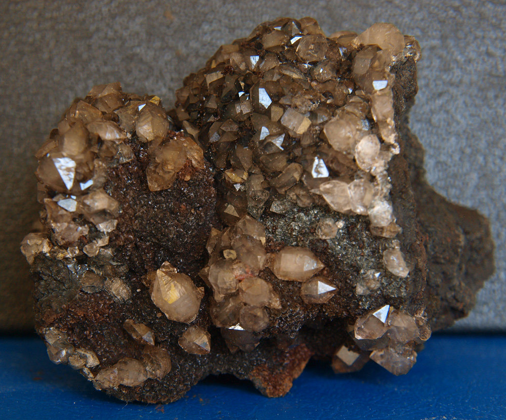 Cuarzo
8 x 6 cm
(Autor: Pedro Antonio)