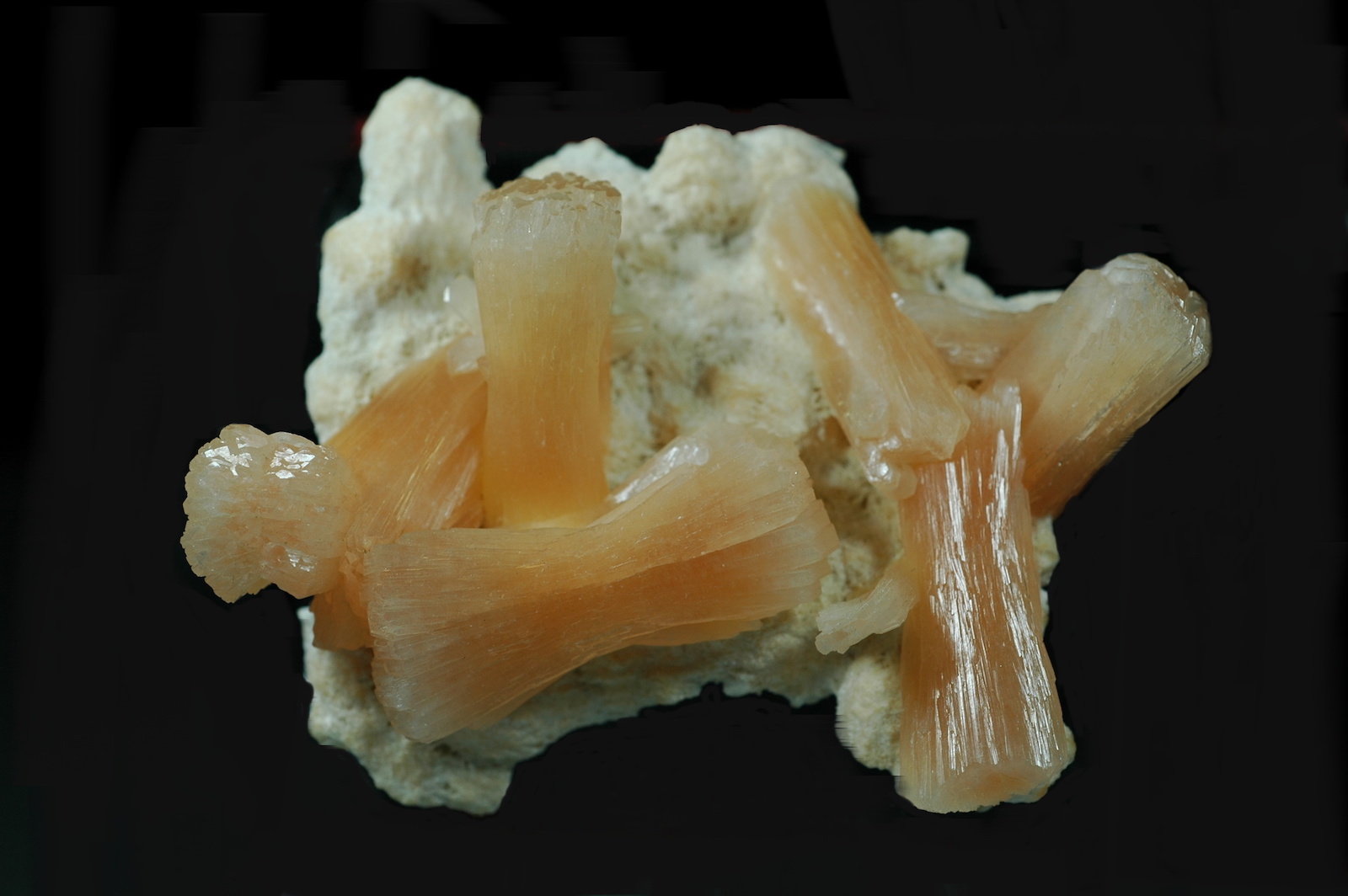 Stilbita-Ca (Estilbita)
7,2 x 6,0 cm.
(Autor: Xavier bordas)