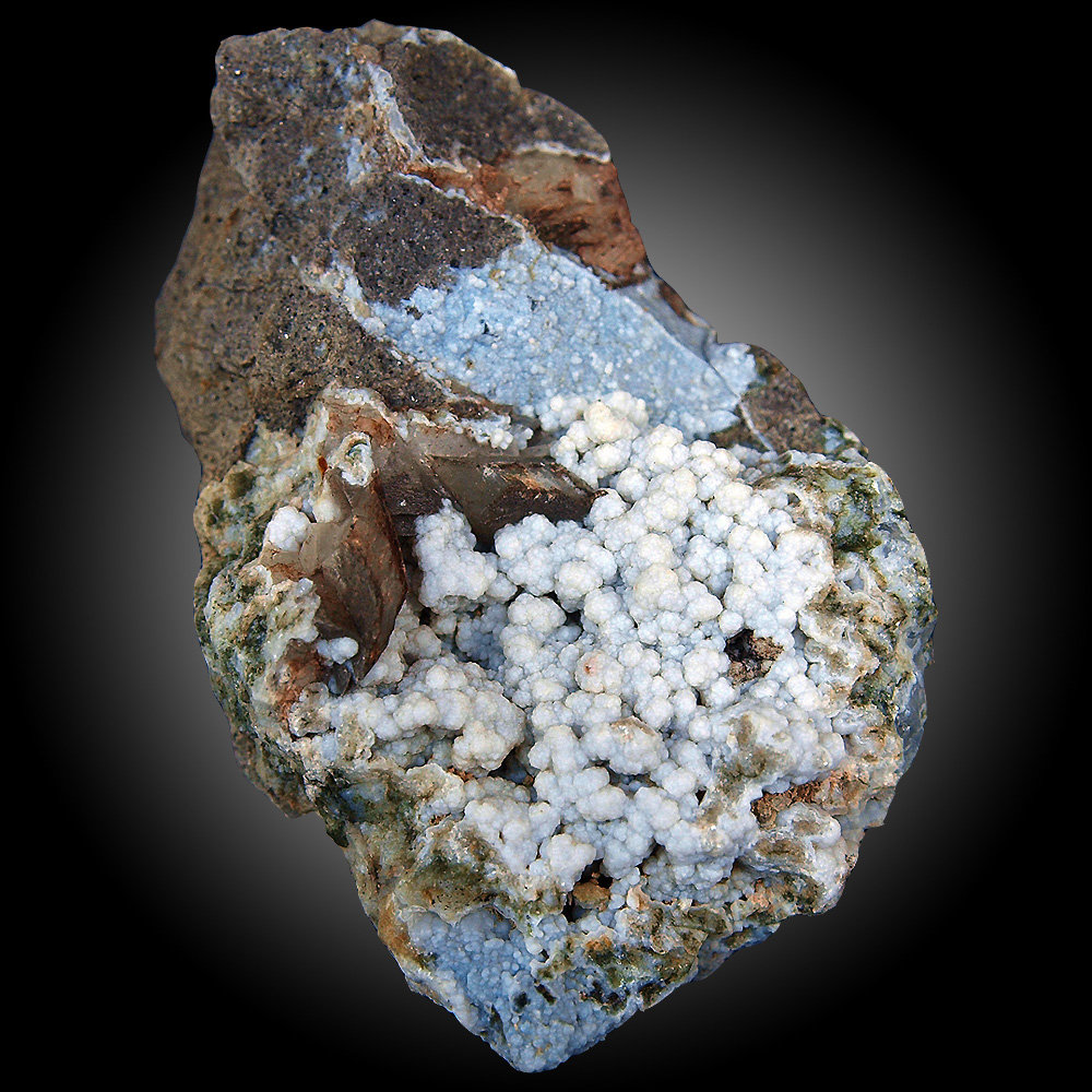 Cuarzo (variedad calcedonia), Calcita
8 x 5 cm
(Autor: Pedro Antonio)