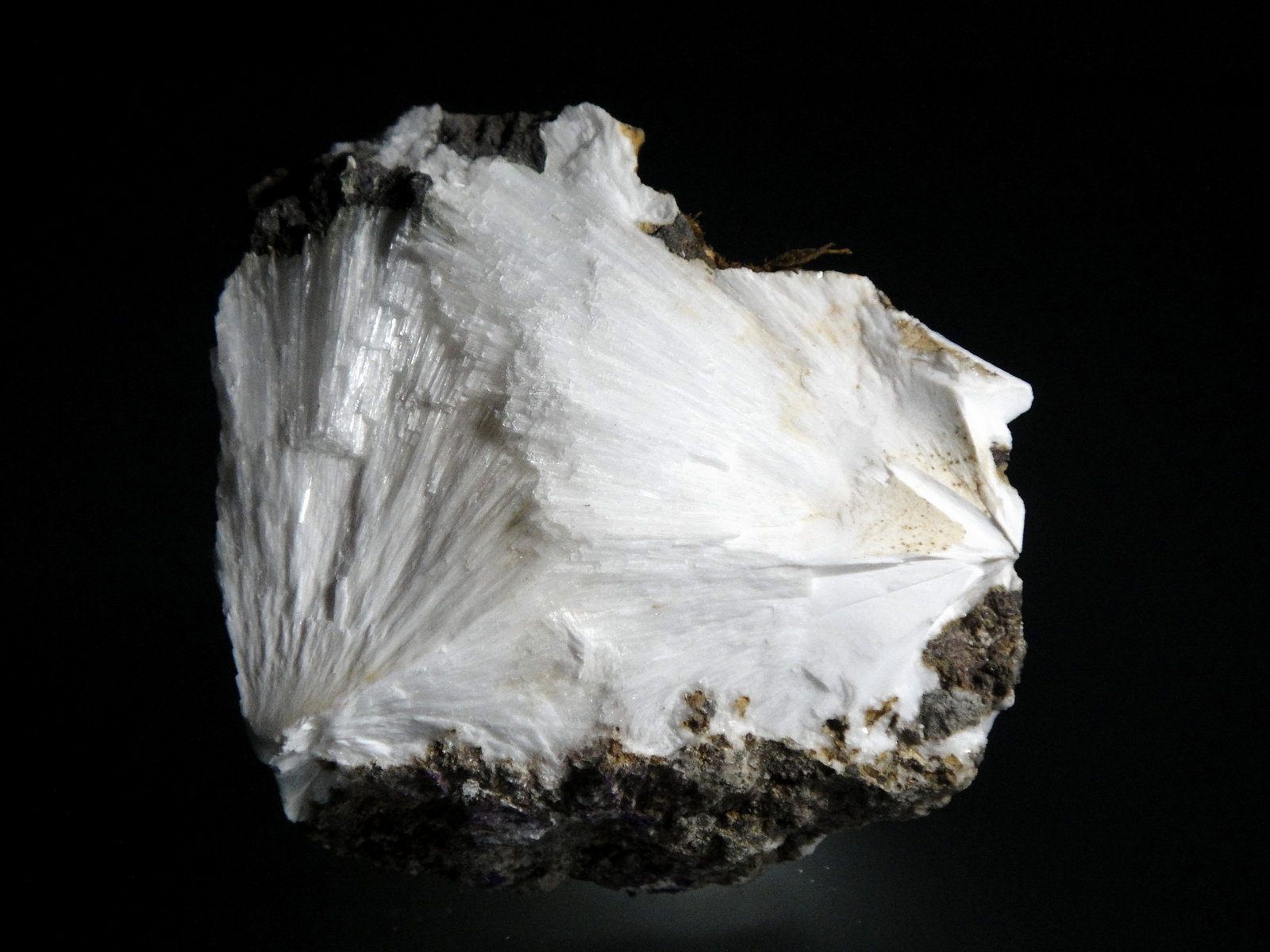 Mesolita
6 x 6 cm.
(Autor: Antonio P. López)