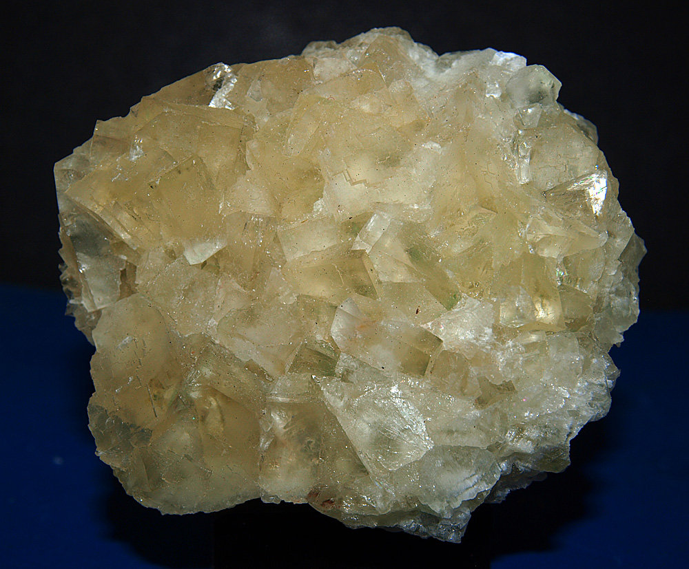Fluorita
8 x 7 cm
(Autor: Pedro Antonio)