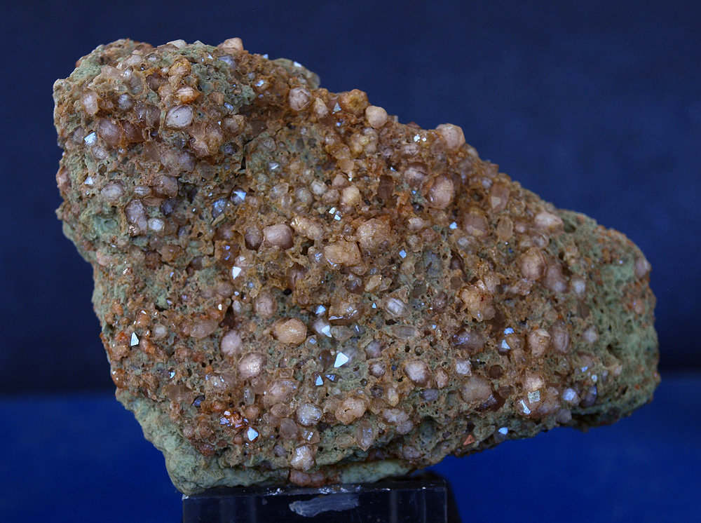 Cuarzo
9 x 5.5 cm.
(Autor: Pedro Antonio)