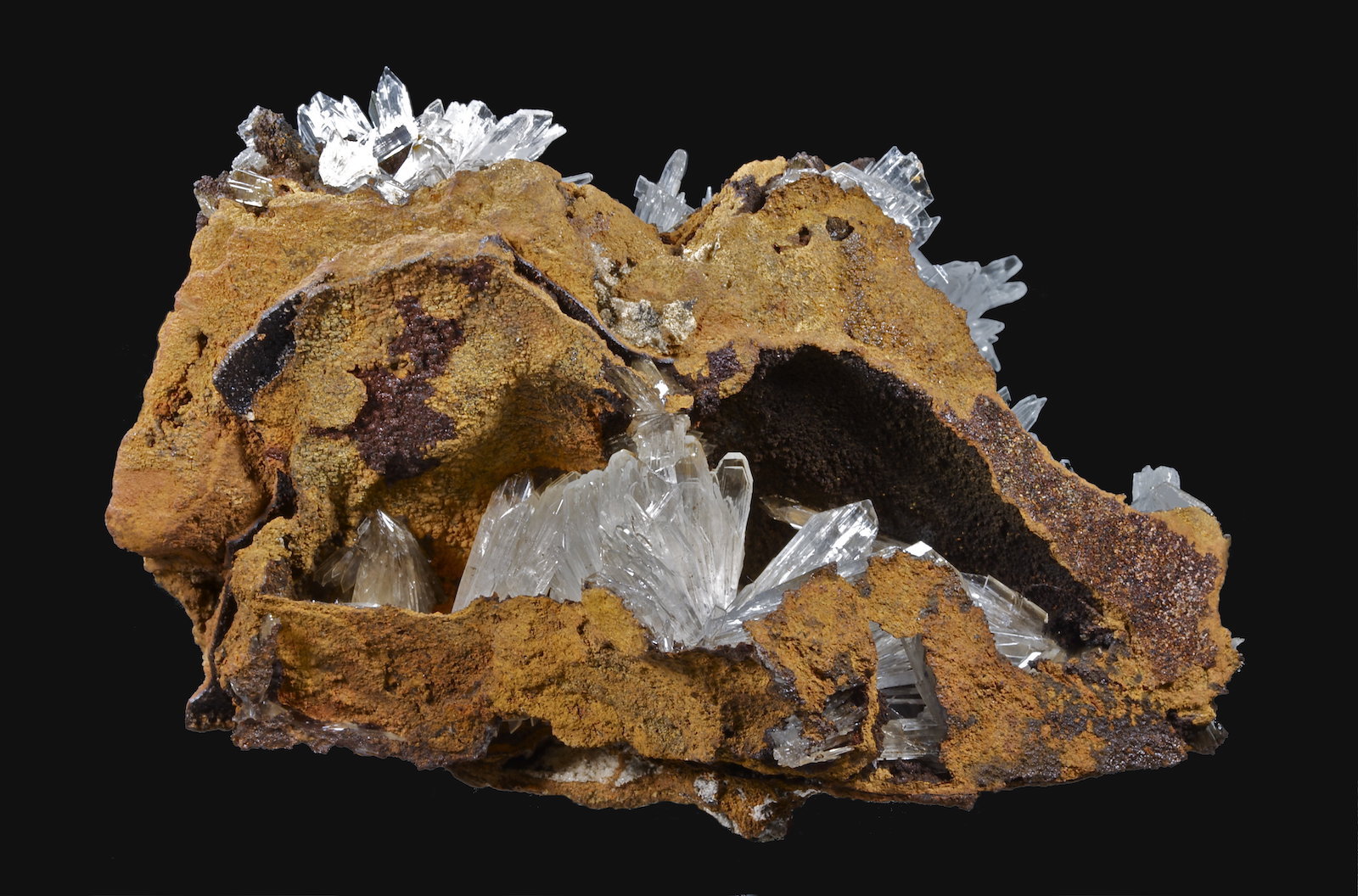 Hemimorfita
7,7 x 5,6 x 4,5 cm.
(Autor: Xavier bordas)