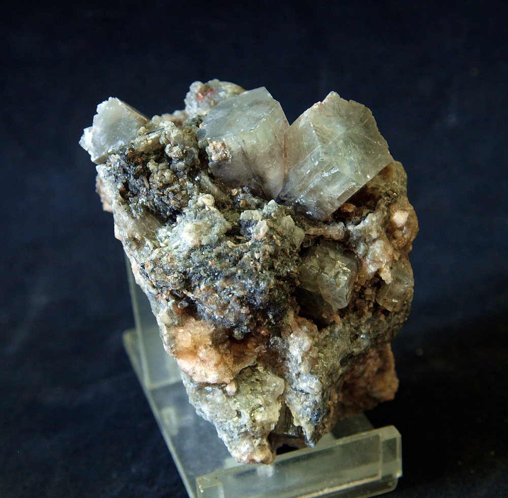 Aragonito
8 x 5.5 cm
(Autor: Pedro Antonio)