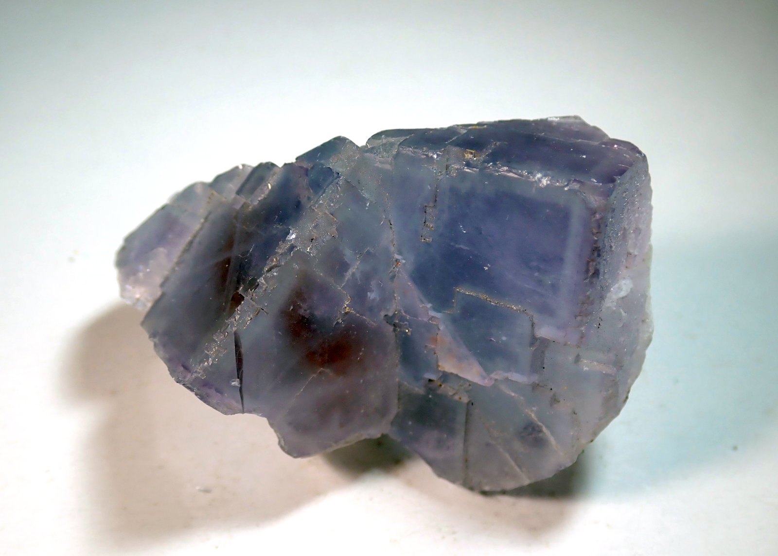 Fluorita
Medida: 7,0 x 4,6 x 3,5 cms
(Autor: Joan Martinez Bruguera)
