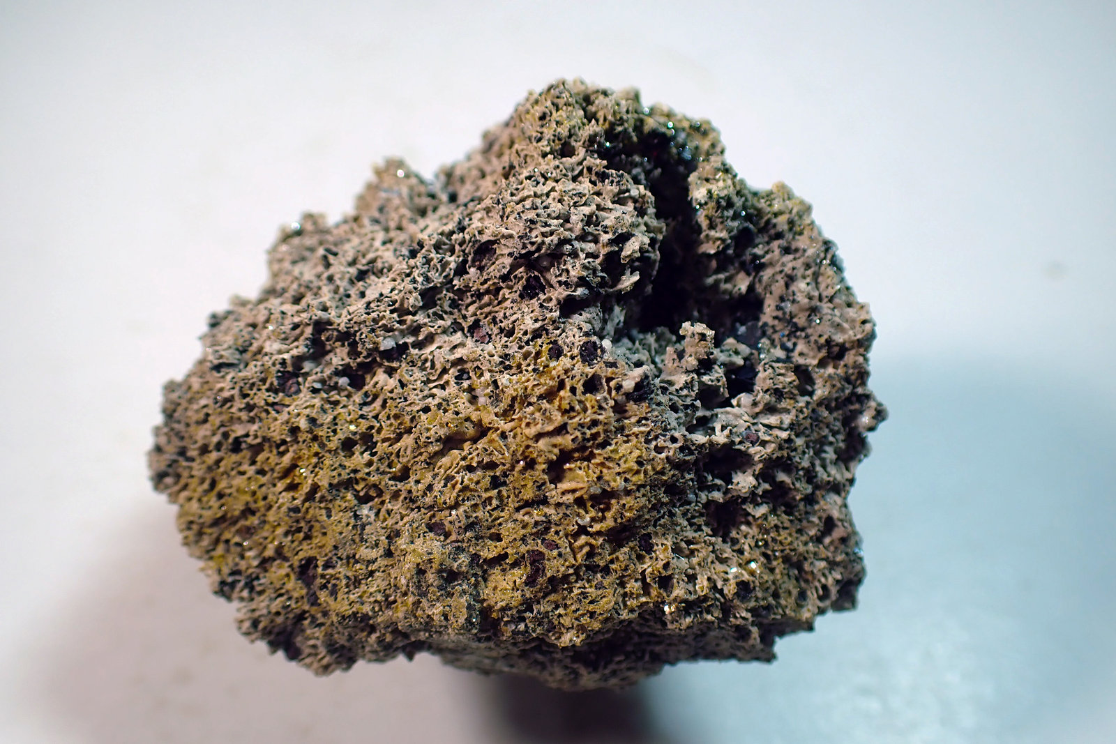 Hematites
Medida: 4,5 x 4,0 x 2,5 cms
(Autor: Joan Martinez Bruguera)