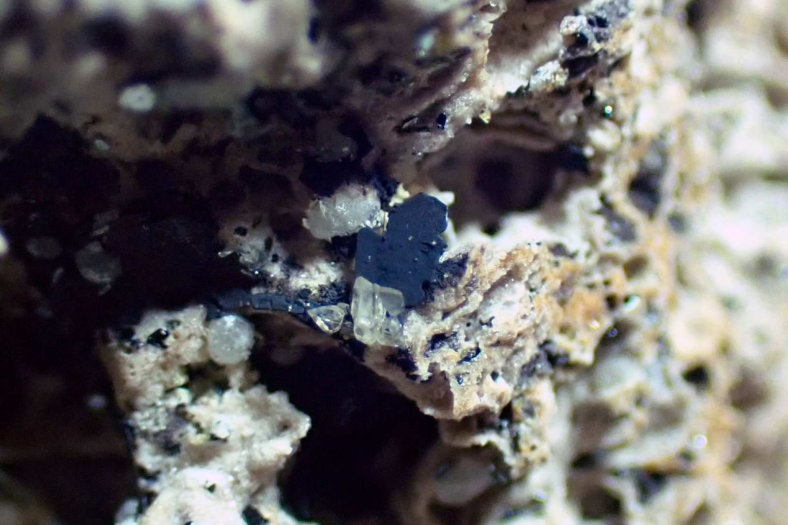 Hematites
Medida: 4,5 x 4,0 x 2,5 cms
(Autor: Joan Martinez Bruguera)