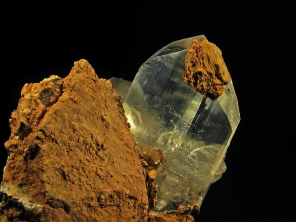 Yeso.
Cristal de 5 cm.
(Autor: Rafa Muñoz(mineralvarado))
