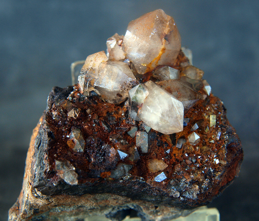 Cuarzo
7 x 5.5 cm
(Autor: Pedro Antonio)