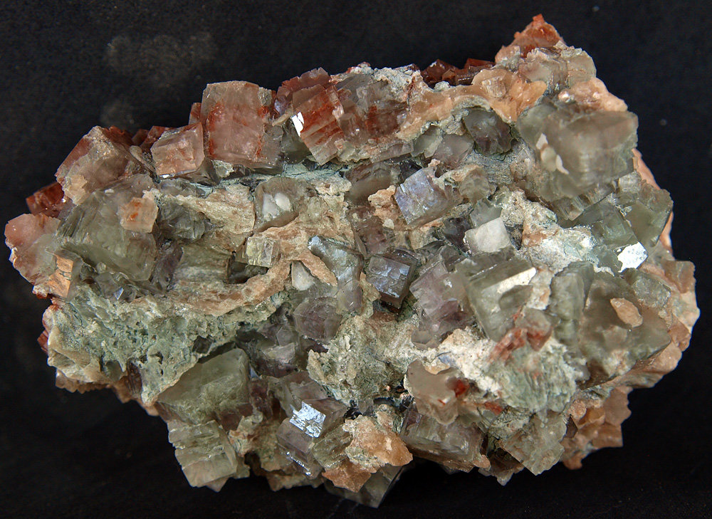 Aragonito
9 x 7 cm
(Autor: Pedro Antonio)