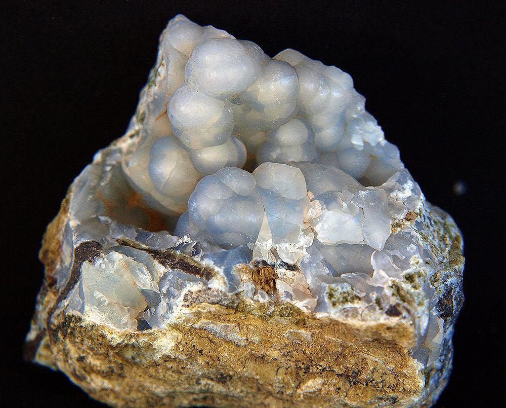 Cuarzo (variedad calcedonia)
6 x 6 cm
(Autor: Pedro Antonio)