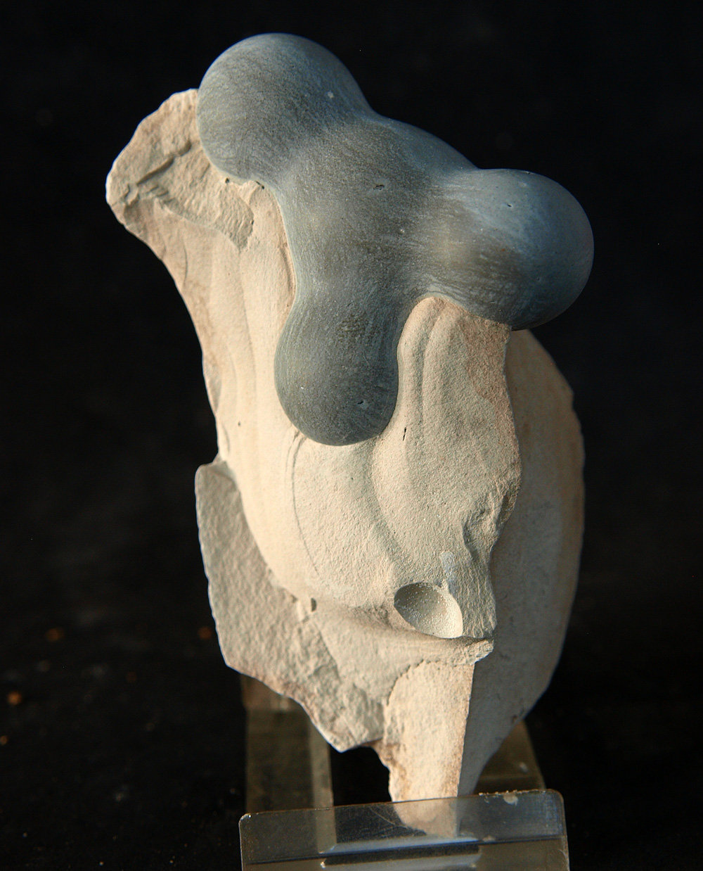 Opalo (variedad menilito)
10.5 x 6.5 cm
(Autor: Pedro Antonio)