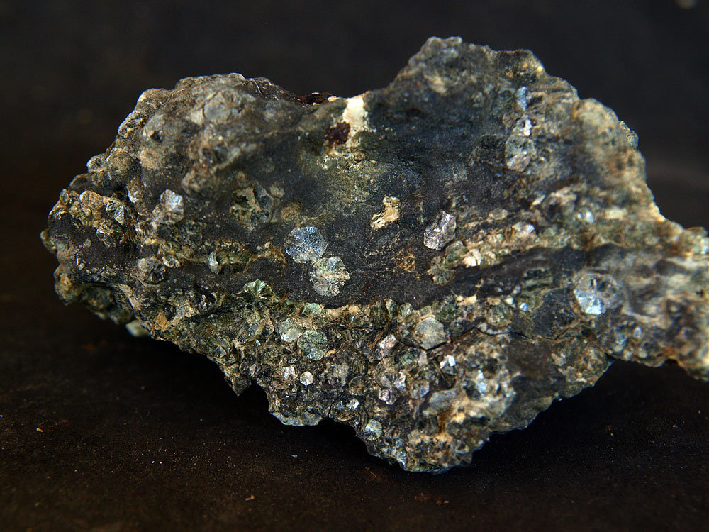 Clorita
9.5 x 5.5 cm
(Autor: Pedro Antonio)