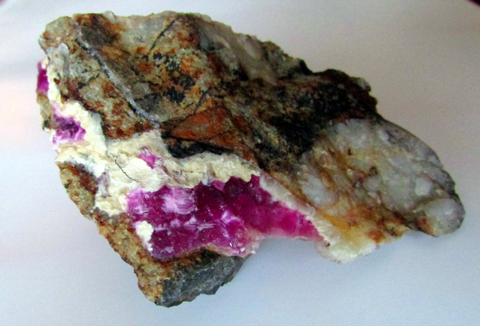 Calcita (variedad cobaltífera)
9 x 6 cm.
(Autor: Jordi Franco)
